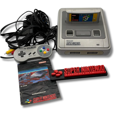 Super Nintendo (SNES) Konsole - gebraucht (guter Zustand) inkl. Super Mario World
